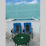 Casa Ravell, piscina y vista al mar. zona centro