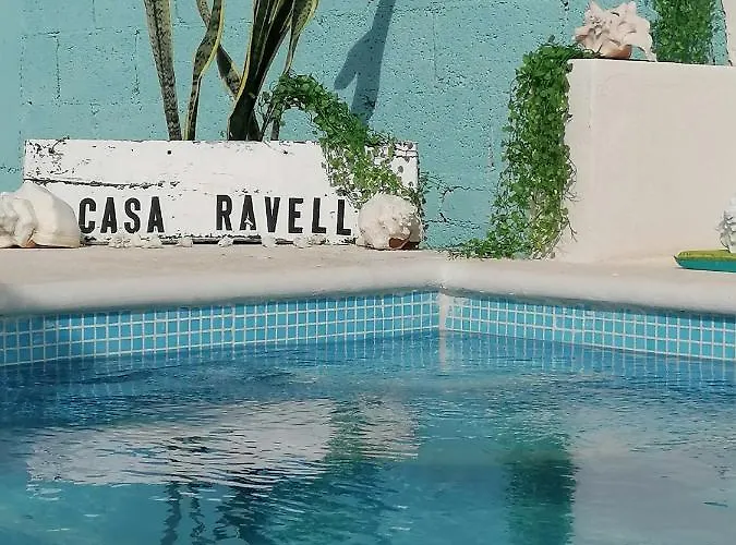 Casa Ravell, piscina y vista al mar. zona centro