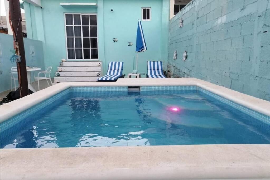 Сasa de vacaciones Casa Ravell, Piscina Y Vista Al Mar. Zona Centro Isla Mujeres